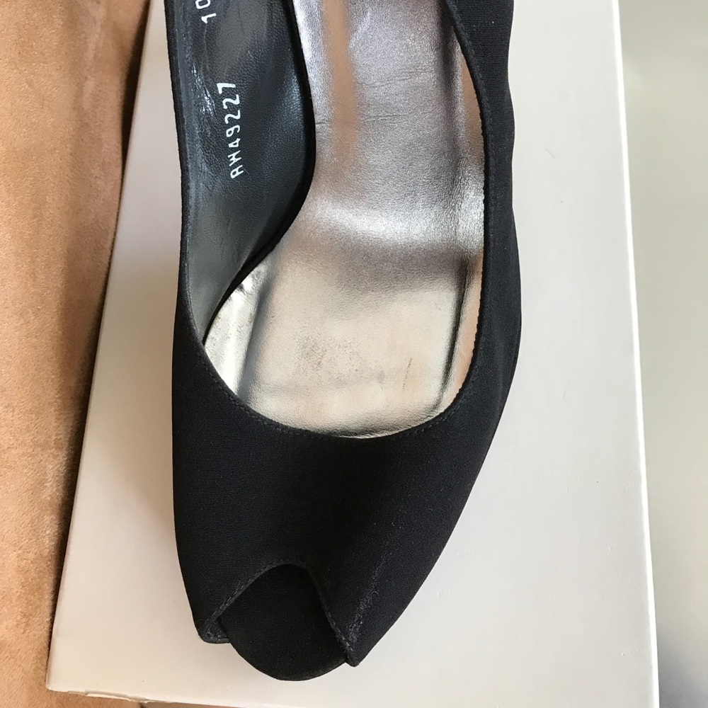 Silk Platform Stuart Weitzman Blk 10 Like New - image 4